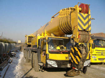 吊車出租 附近叉車出租公司 實業(yè)集團