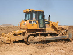 高效租賃CAT.D7G2推土機，助力工程機械靈活應用